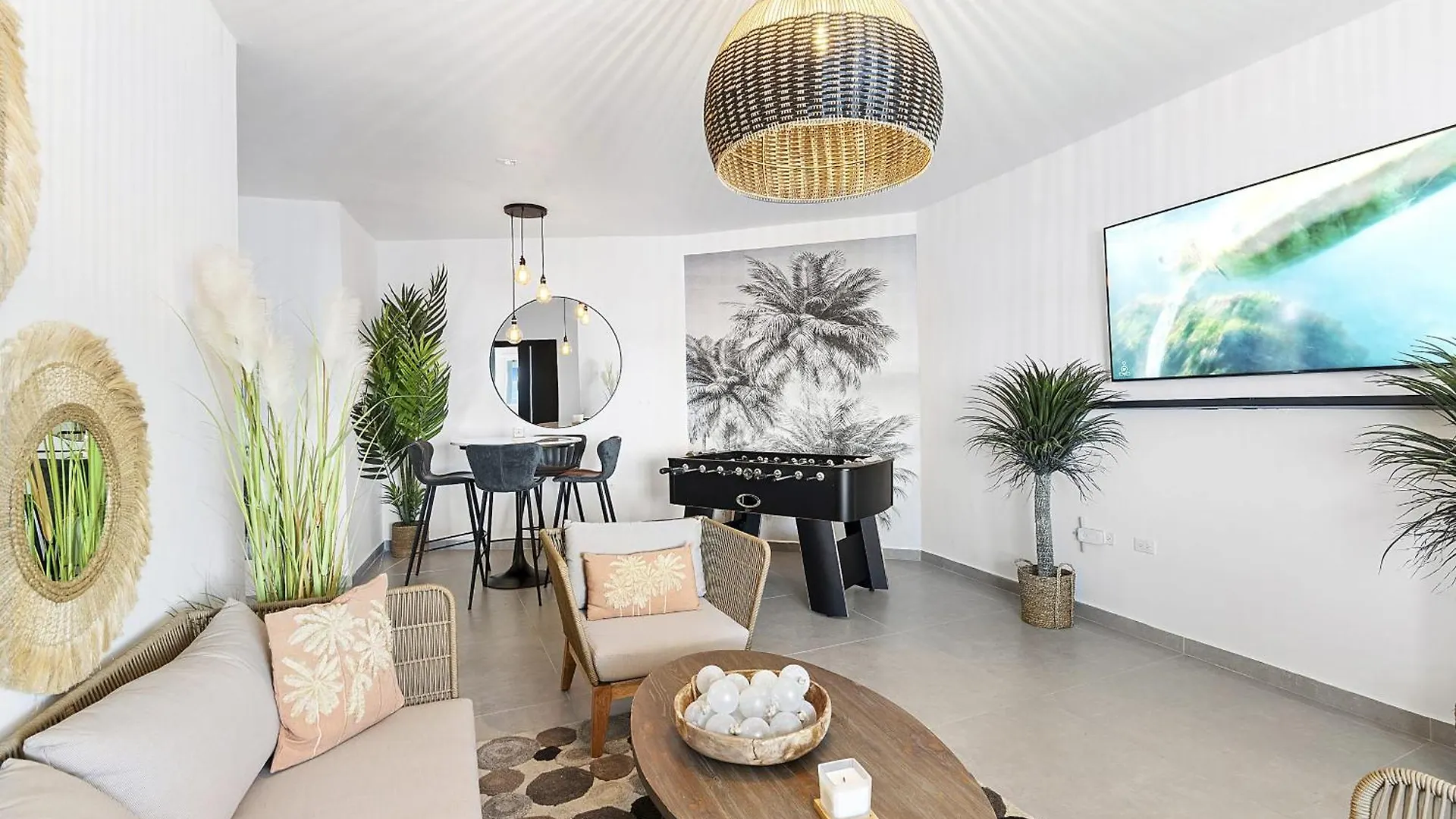 Two Bedroonm Apartment At La Villa Salee Simpson Bay