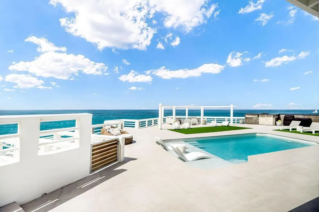 Two Bedroonm Apartment At La Villa Salee Simpson Bay